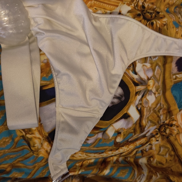 Patbo halter crochet dress size Small off white. - Picture 7 of 9